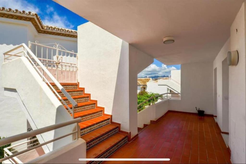 Miraflores- Apartment - Panoramic View- 1 Chambre Ла Кала де Михас Екстериор снимка